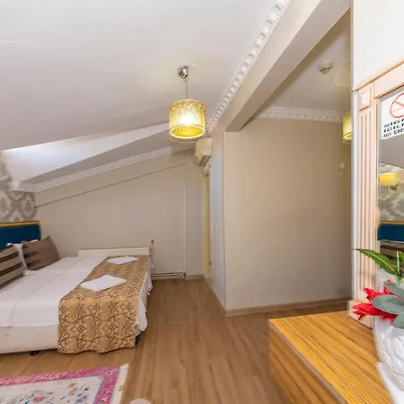 Ista Palace Hotel