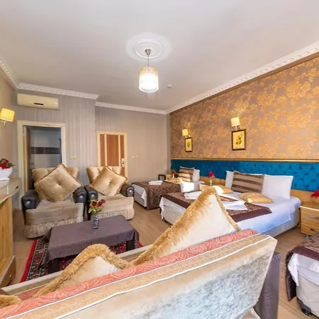 Ista Palace מלון