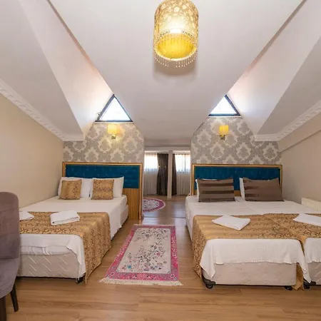 Hotel Ista Palace