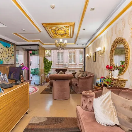 Hotel Ista Palace 3*