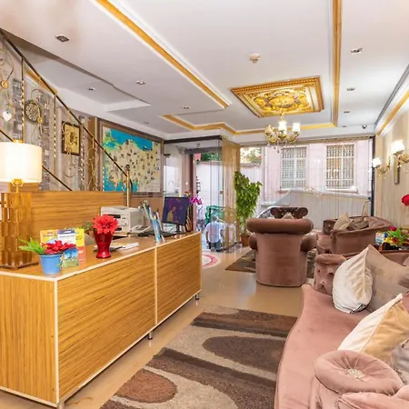 Hotel Ista Palace