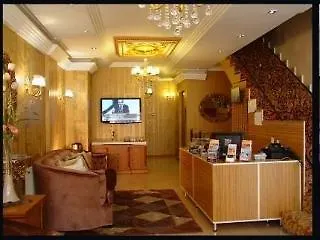 Ξενοδοχείο Ista Palace 3*