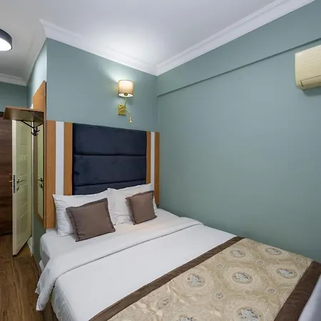 Szálloda Ista Palace 3*